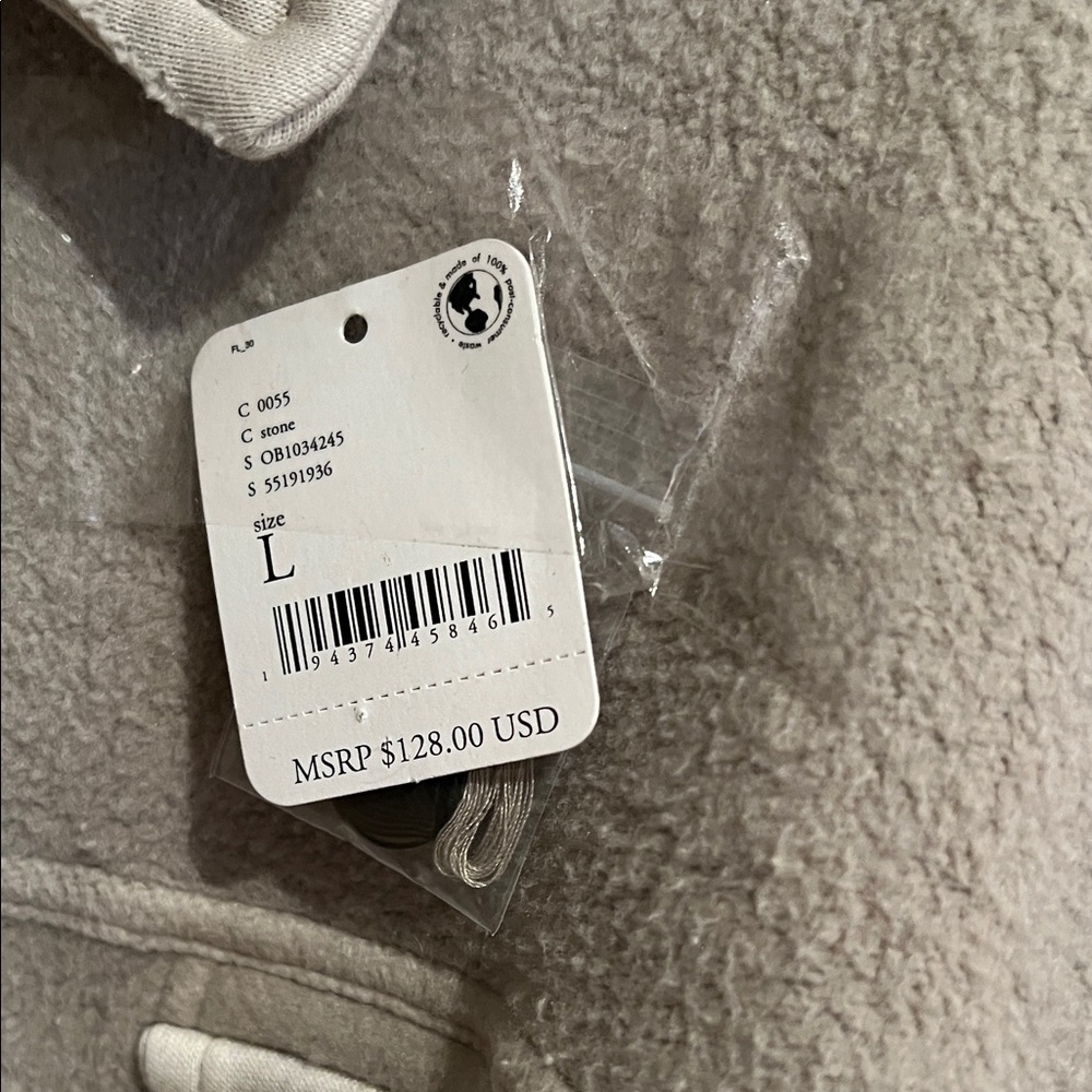 Free People Ruby Fleece Shacket in Stone NWT Sz L - Picture 3 of 10